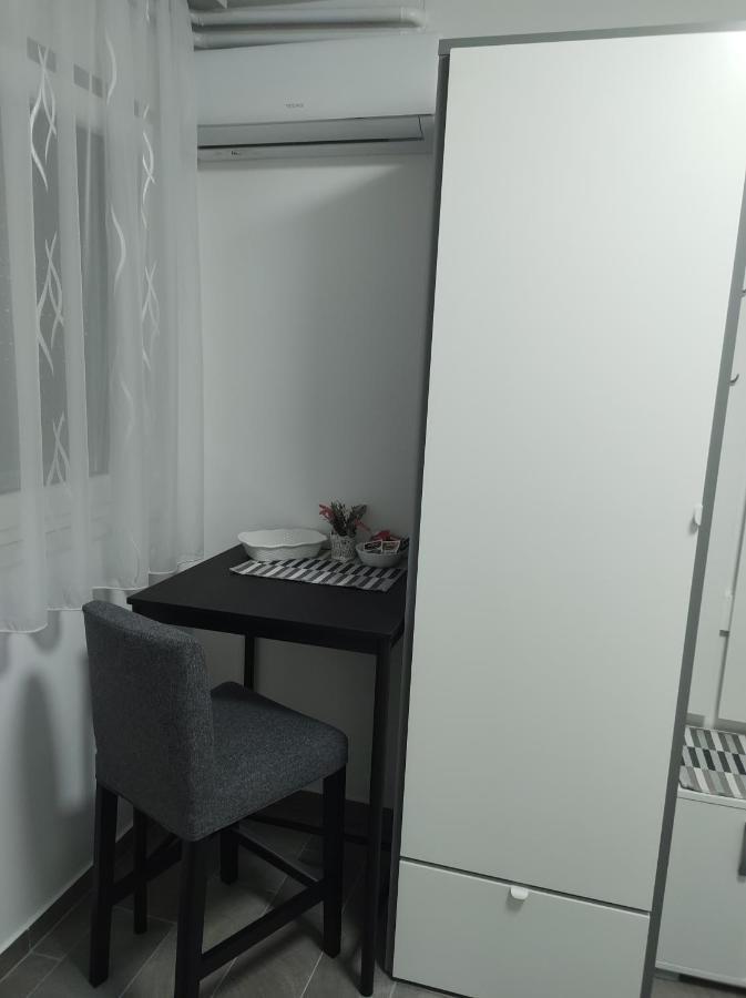 Happy Room Karlovac Exterior foto